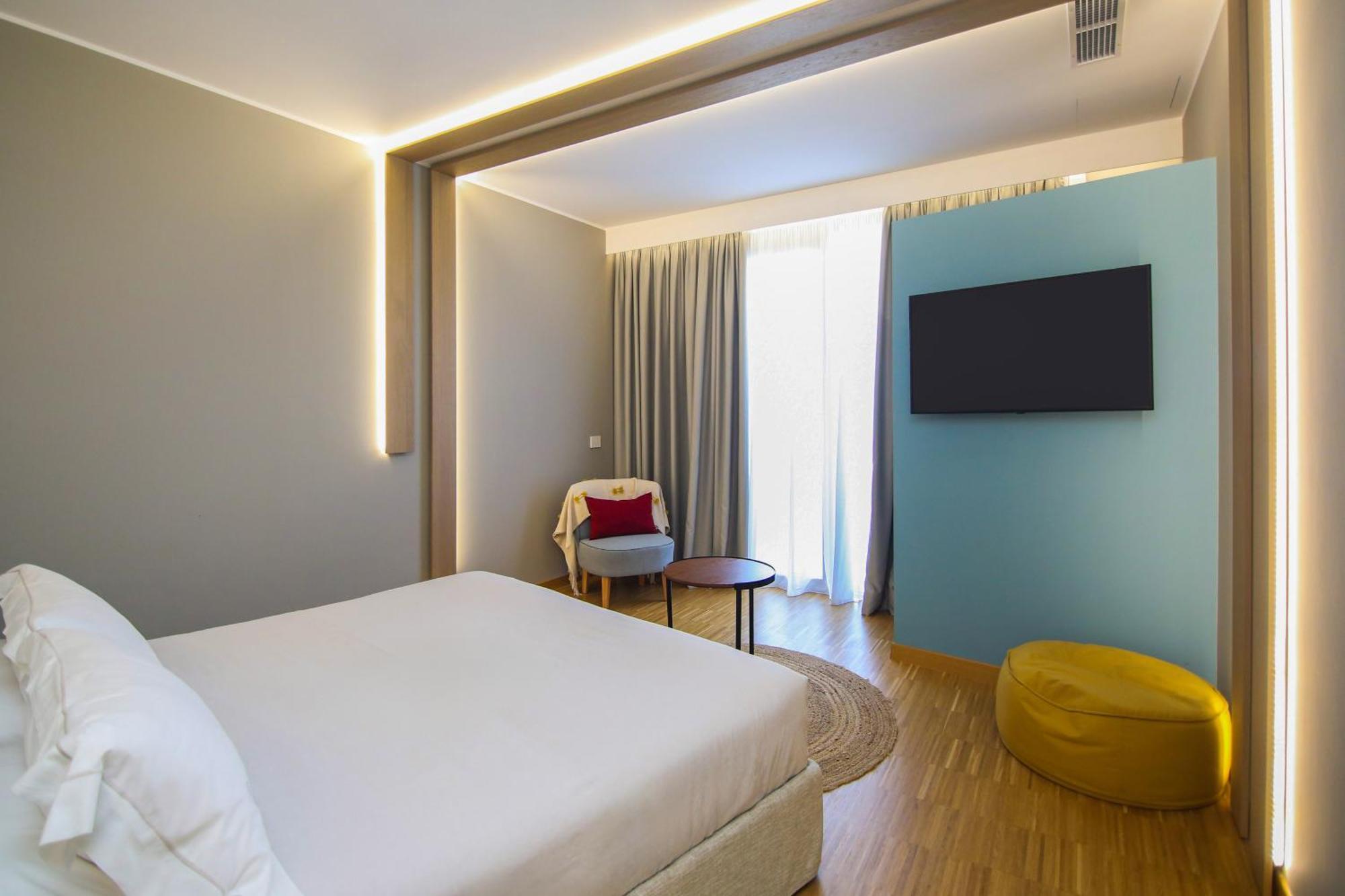 Hotel Vlora Priam, Affiliated By Melia エクステリア 写真