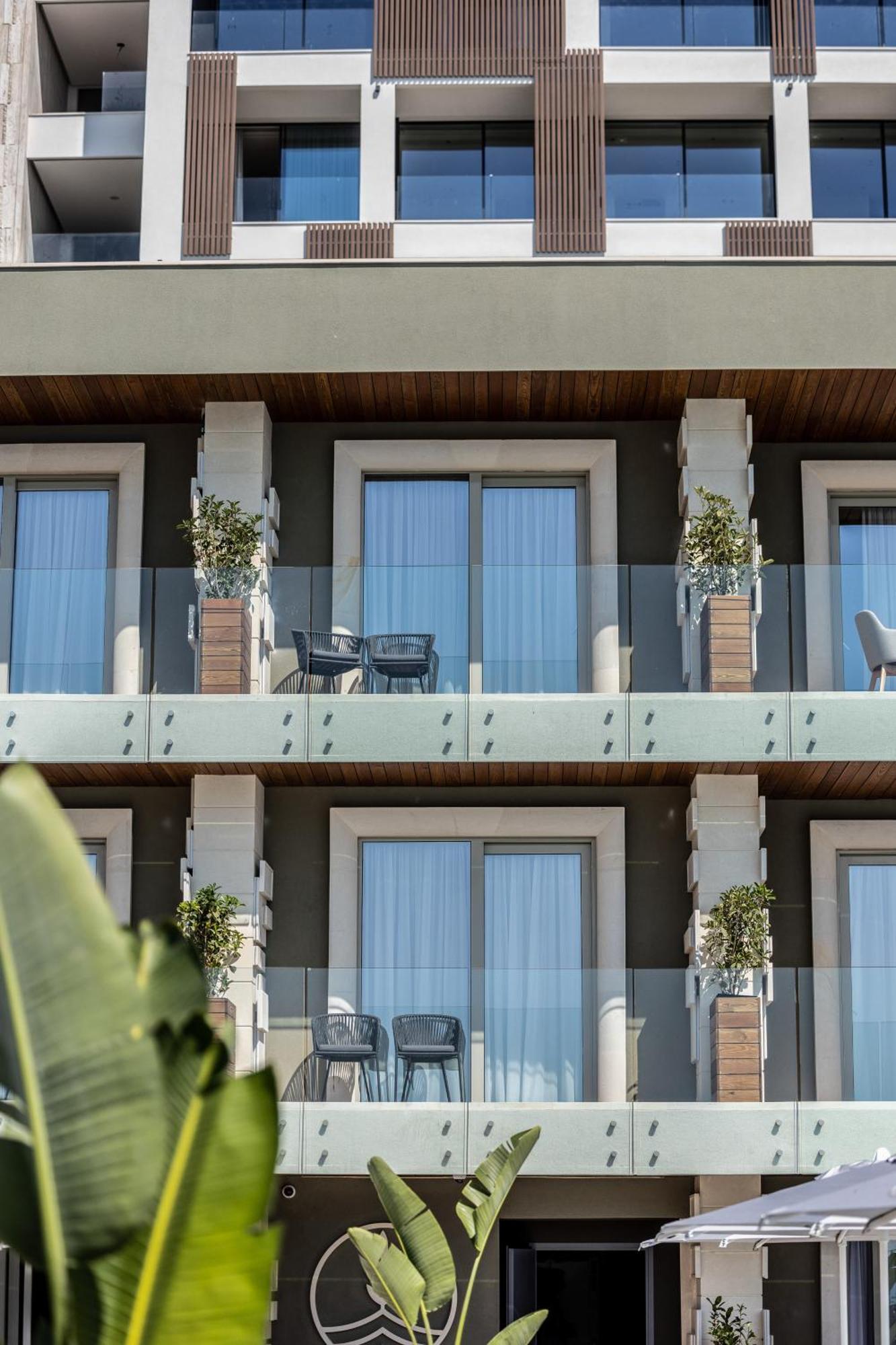Hotel Vlora Priam, Affiliated By Melia エクステリア 写真