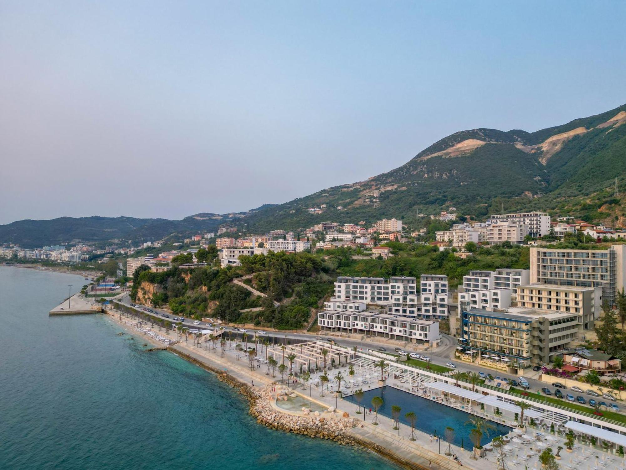 Hotel Vlora Priam, Affiliated By Melia エクステリア 写真